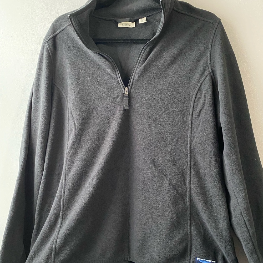L.L. Bean quarter zip black fleece pullover